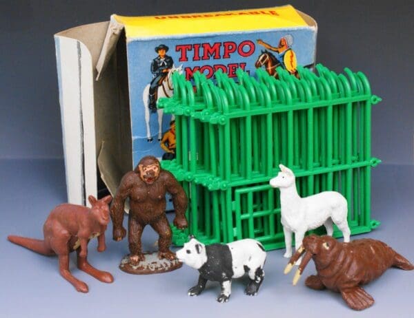 SOLD Timpo Zoo Cages & Animals No.2