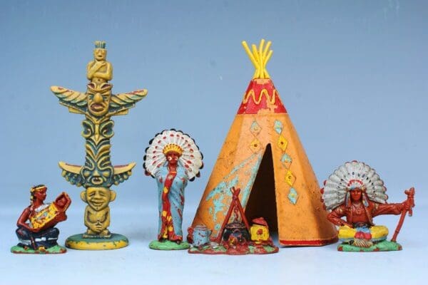 SOLD Herald Encampment Set - Rare YELLOW Totem!