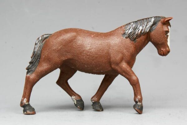 SOLD Britains Field Horse, Brown - BLACK Hooves