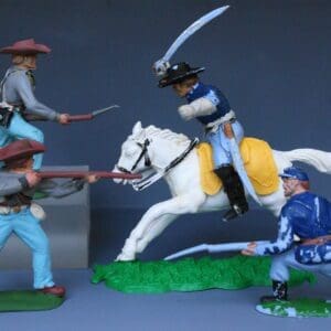 SOLD Timpo ACW Mounted Union Officer plus Infantry
