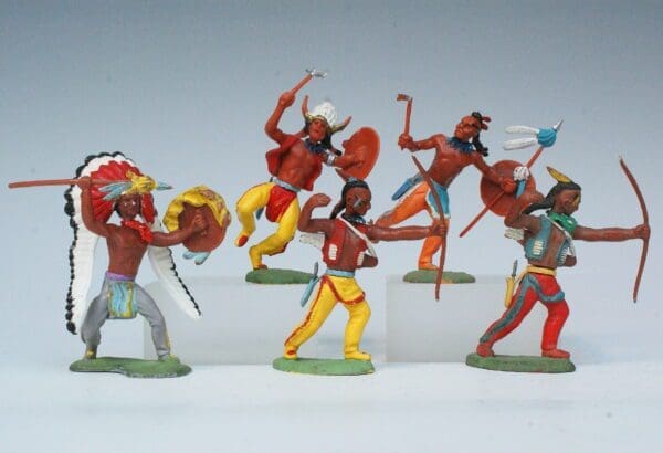 SOLD Britains 'Swoppet' Indians - Group of 5
