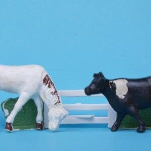 SOLD Speedwell Farmyard Models - Horse, Cow & Gate!