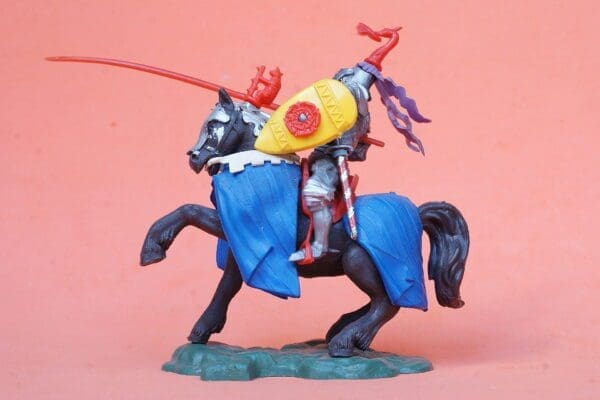 Swoppet C15th Mounted Knight Defending