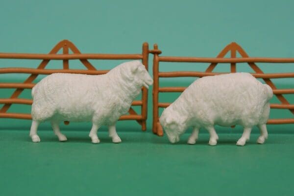 SOLD Britains Pair Rare WHITE Plastic Sheep