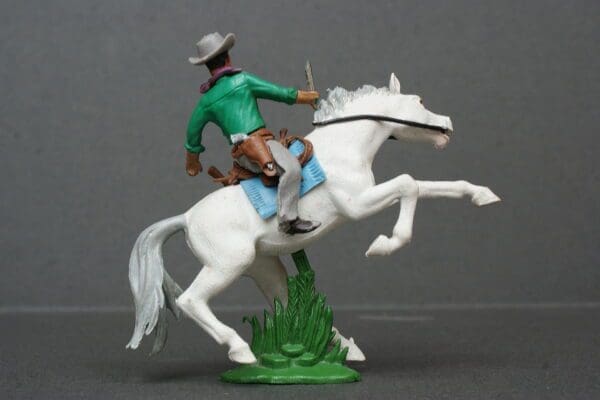 Swoppet Mounted Cowboy Knife-fighter - WHITE Horse - Image 5