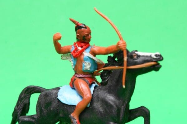 Britains Swoppet Indian Brave with Bow, Mounted #2 - Image 5
