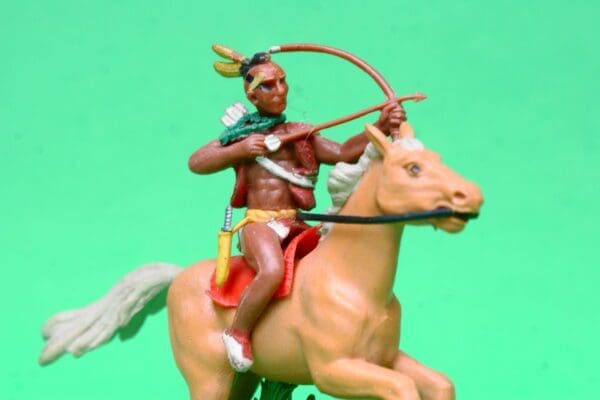 Swoppet Mounted Indian Brave with Bow & Arrow (Sussex)
