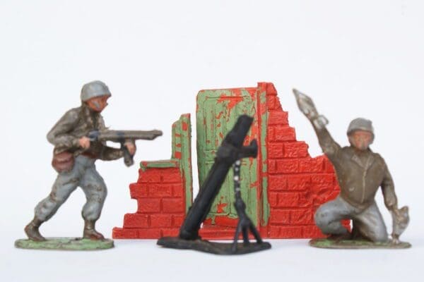 SOLD Speedwell, UNA or VP Battle Series Mortar Crew & Wall Door