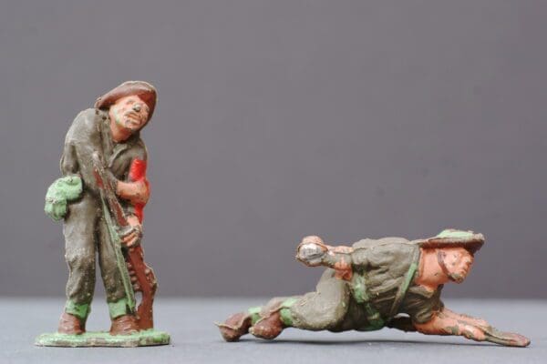 SOLD Trojan 14th Army Jungle Figures