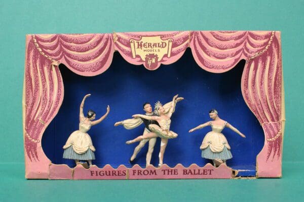 Herald Toys & Models