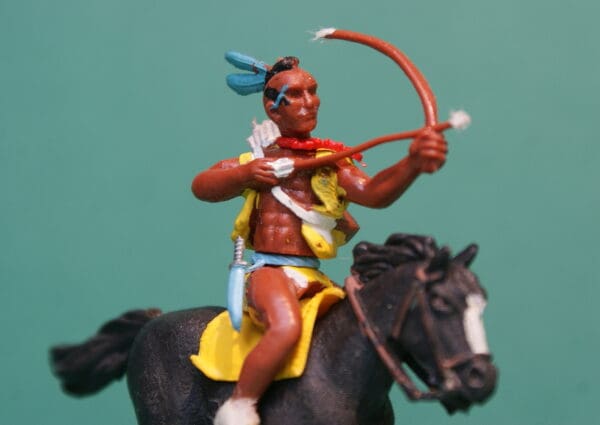 Herald Swoppet Mounted Indian Brave with Bow and Arrow
