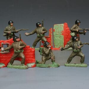 UNA Khaki Infantry (Timpo Copies) & Battlefield Accessories