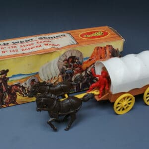 Crescent 54mm Covered Wagon with Driver & Horse Team - Boxed!