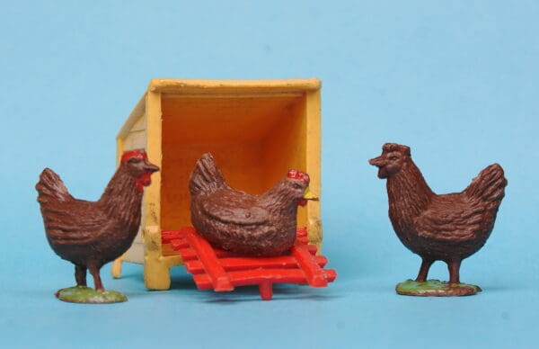 Taylor & Sons Farm Coop & DARK BROWN Poultry - Image 2