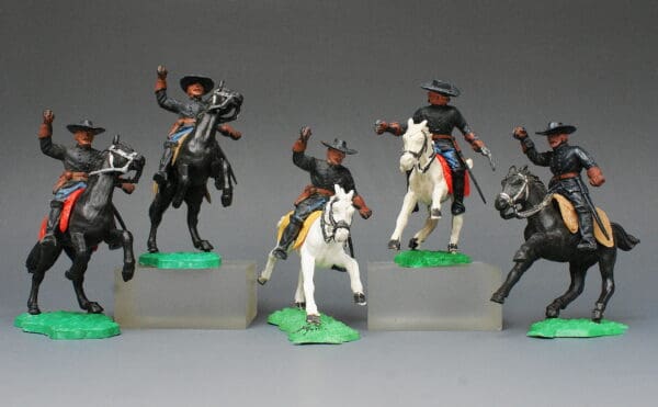Timpo Solids ACW Mounted Union Officers x 5 (Missing Swords)