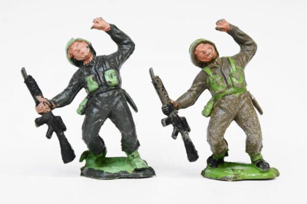 VP Khaki Infantry Falling Wounded Paint Variations