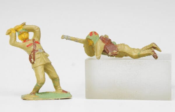 Trojan Scarce Japanese Soldiers, 2 Poses