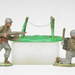 Trojan Modern American Soldiers with Speedwell Battlefield Piece