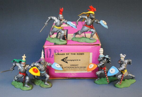 Britains Herald C15th Knight Attacking with Sword - Trade Box