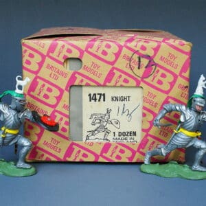 Britains C15th Knight Attacking with Sword - Later Trade Box