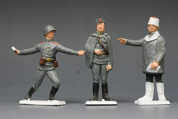 Starlux (France) 54mm Russian Red Army Soldiers - Group of 3