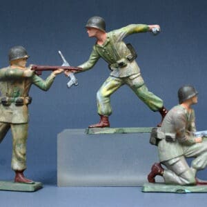 Starlux (France) 54mm U.S. Marines in WW2 Camo Uniform [Lot #1]