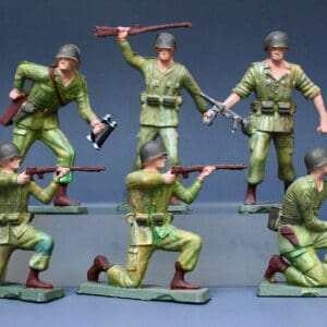 Starlux (France) 54mm U.S. Marines in WW2 Camo Uniform [Lot #2]