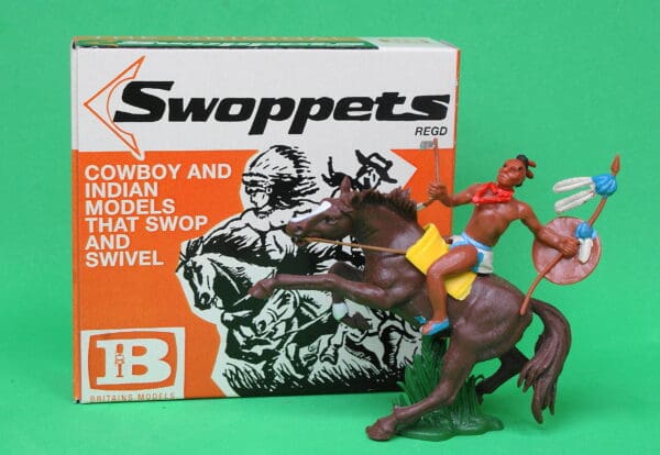 Swoppet Mounted Indian Brave with Tomahawk (Manhattan)