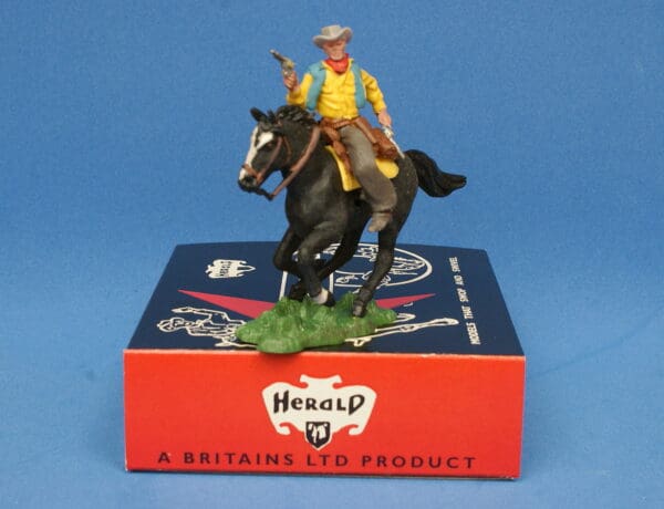 Herald Swoppet Mounted Cowboy Firing Twin Guns (YELLOW Torso)