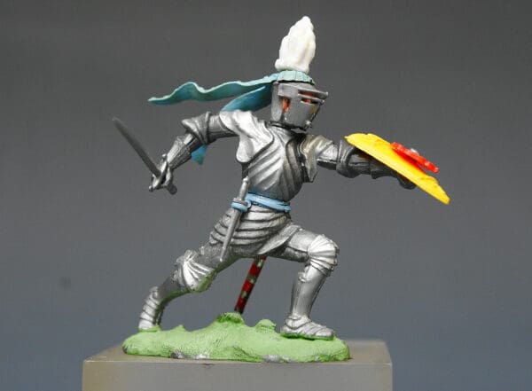 Swoppet C15th Knight Attacking with Sword (Manhattan)