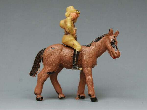 Blue Box 45mm Japanese Officer, Mounted on Mule