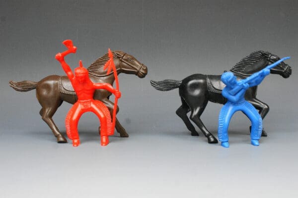 Payton Large Scale 4" Mounted Indians - Image 3