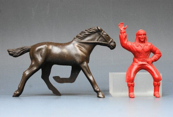 Poplar Plastic Large Scale Mounted Indian Brave Cochise