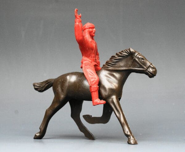 Poplar Plastic Large Scale Mounted Indian Brave Cochise - Image 2