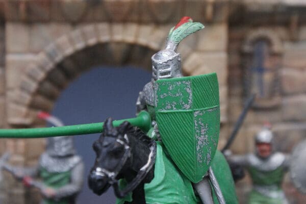 Timpo Solid Plastic Medieval Knights, Mounted & Foot (GREEN)