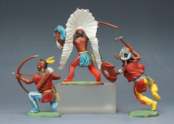 Britains Swoppet Indians - 3-Figure Set (Bridgnorth) - Image 2
