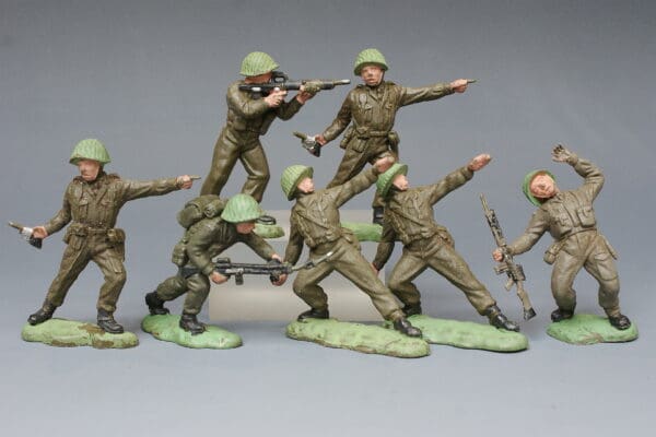 Herald Khaki Infantry, Netted Helmets - Reduced Paint Versions