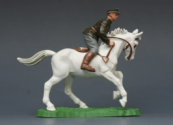 Britains Military Showjumper (Manhattan)