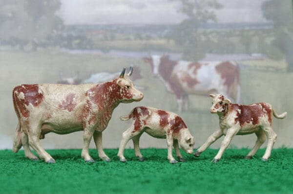 Herald 'Zang' Ayrshire Standing Cow & Calves - Spray-painted