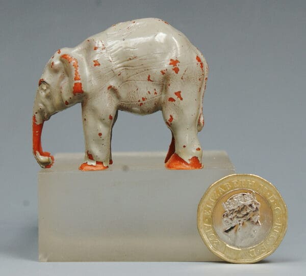Britains Zoo Series Plastic Baby Elephant (from LEAD Mould) - Image 5