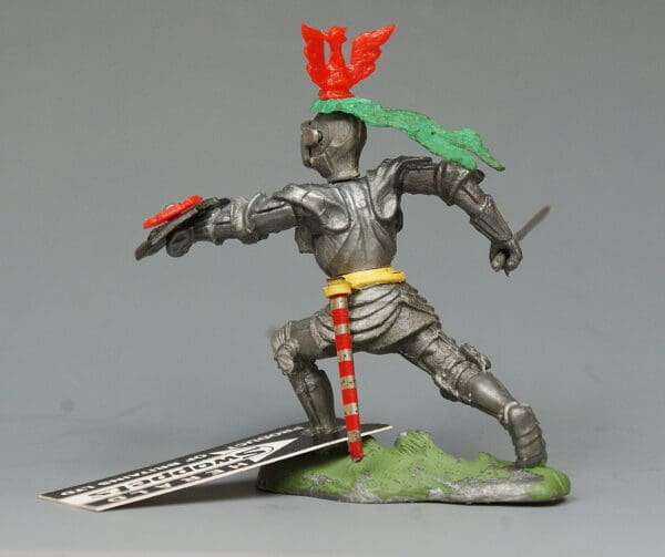 Swoppet C15th Knight Attacking with Sword (RED Phoenix Crest) - Image 2