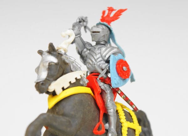 Swoppet C15th Mounted Knight Attacking - DARK GREY Horse - Image 3