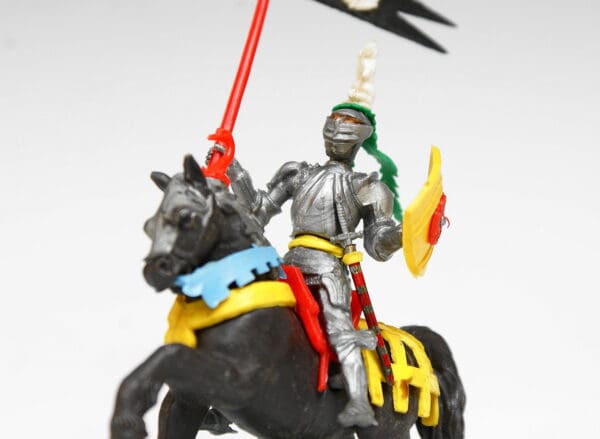 Swoppet C15th Mounted Knight with Standard (Incomplete) - Image 3