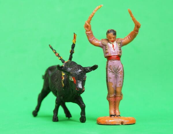 Jecsan Bullfight Matador & Bull - Image 2