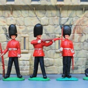 Timpo Swoppet 1st Series British Guards – Full Set of Figures