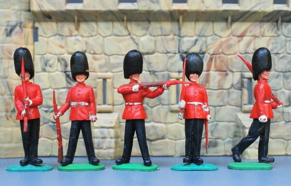 Timpo Swoppet 1st Series British Guards – Full Set of Figures