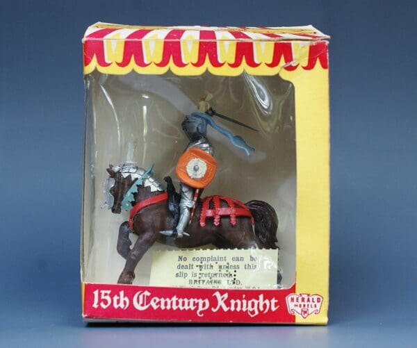 Swoppet C15th Knight Attacking with Sword - Pavilion Window Box