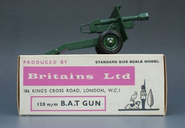 Britains 25-Pounder Gun in B.A.T. Gun Box - Image 5
