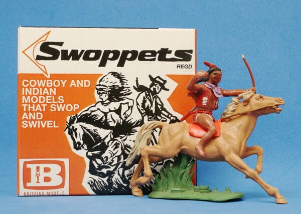 Swoppet Indian Brave with Bow, Mounted (2nd Series Horse)