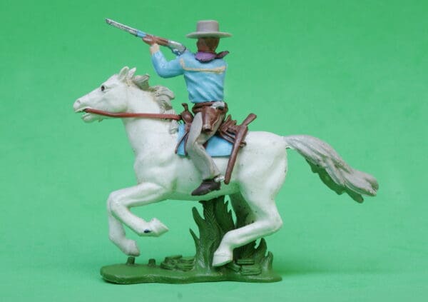 Swoppet Cowboy Firing Rifle Mounted (2nd Series WHITE Horse) - Image 3